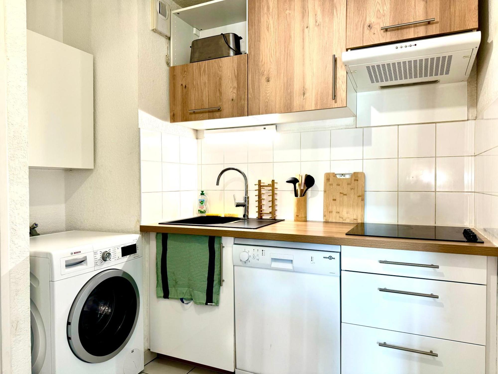 Bel Appartement T3 de 60m2 avec Parking, Terrasse, proche du Métro et du Périph Toulouse Extérieur photo